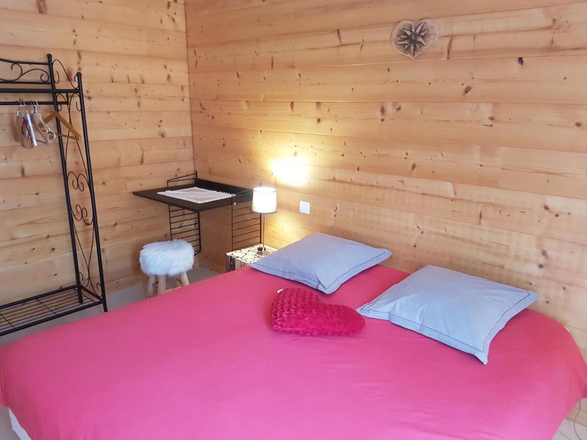 Chalet Les Aigles Saint-Sixt Exterior foto