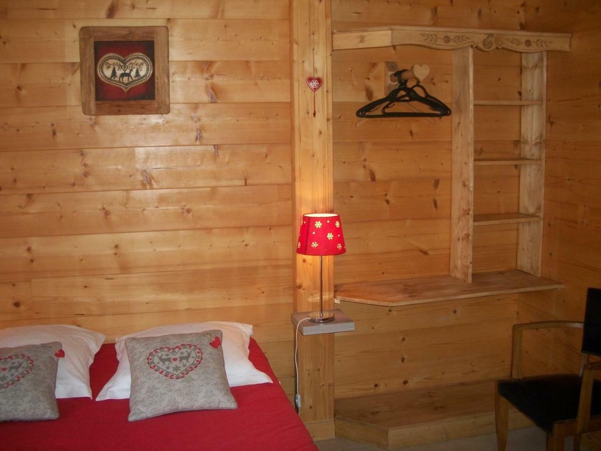 Chalet Les Aigles Saint-Sixt Exterior foto